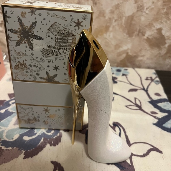 Carolina Herrera Good Girl Sparkling Ice Eau de Parfum (limited edition) - Picture 3 of 3